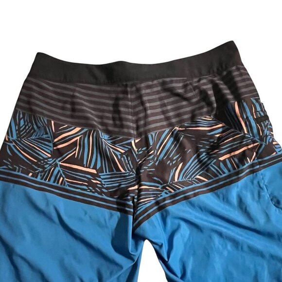 Patagonia Mens 36 Board Shorts Blue Black Tropical Print Polyester Swimwear - Picture 7 of 7